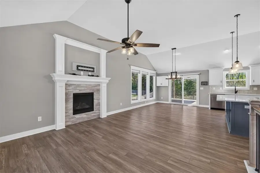 22907 S Ridgeview Drive, Peculiar, MO 64078 - #3