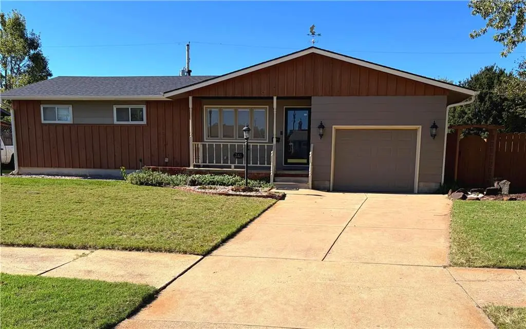 341 Maple Avenue, Salina, KS 67401 - #1