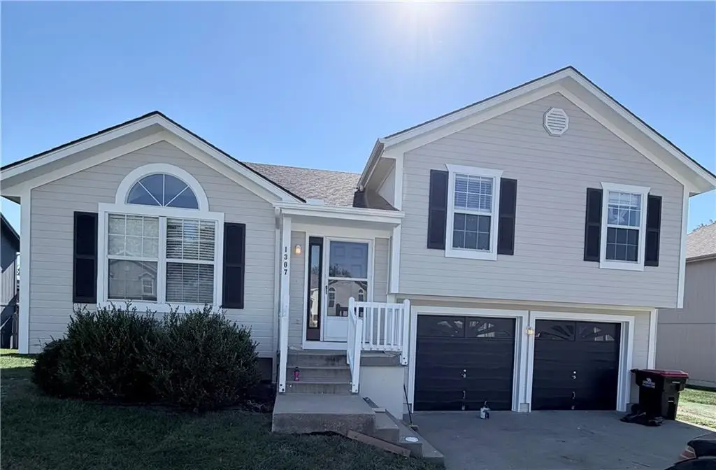 1307 Willow Drive, Greenwood, MO 64034 - #1