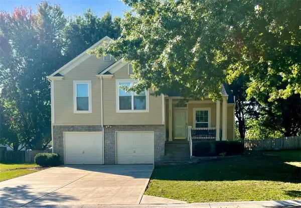 2517 SE Kimbrough Lane, Lee's Summit, MO 64063