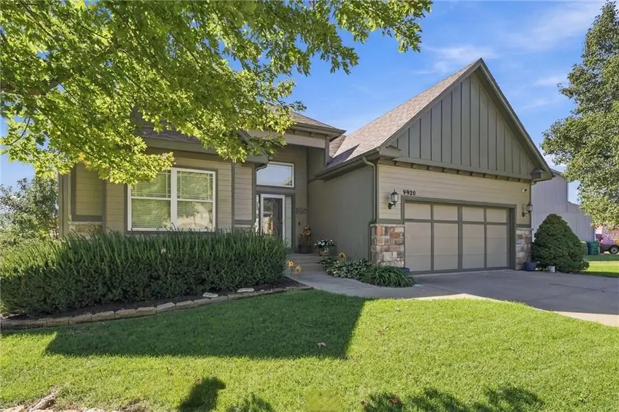 9920 Webster Circle, Kansas City, KS 66109 - #3