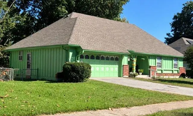 7700 E 127 Place, Grandview, MO 64030 - #2