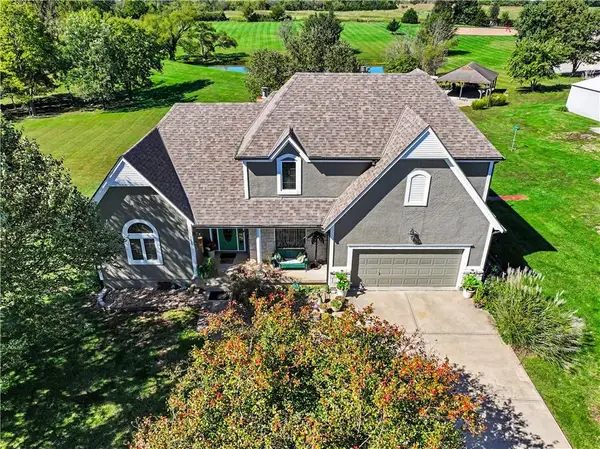 14891 142nd Street, Bonner Springs, KS 66012