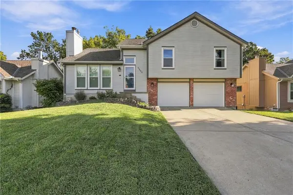 9504 NW 87th Terrace, Kansas City, MO 64153