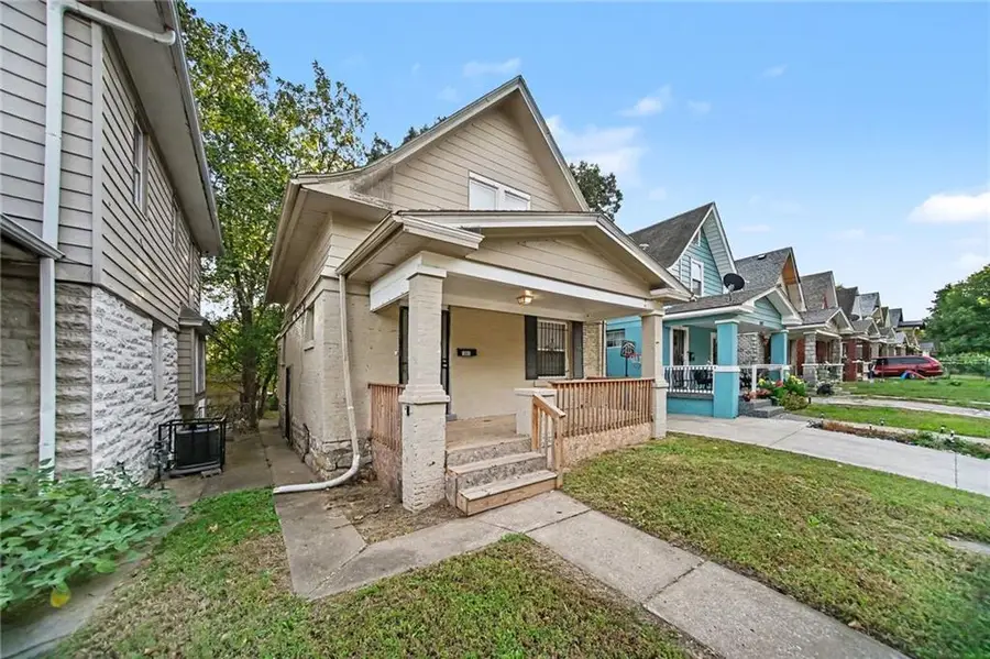 1603 Elmwood Street, Kansas City, MO 64127 - #2