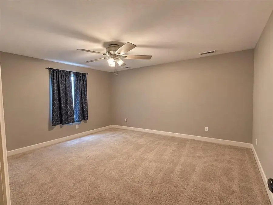 27319 E Sycamore Street, Lake Lotawana, MO 64086 - #3