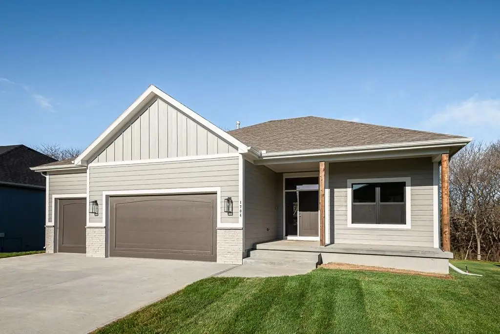 15627 Austin Court, Basehor, KS 66007 - #1