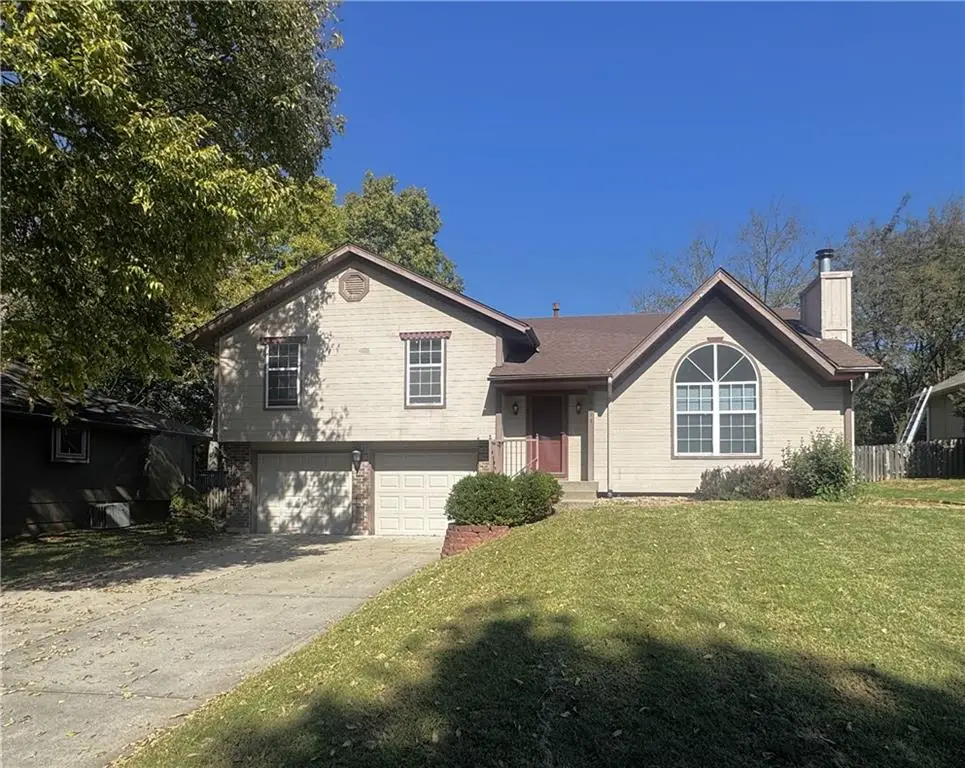 1211 SW Hillcrest Drive, Blue Springs, MO 64015 - #1