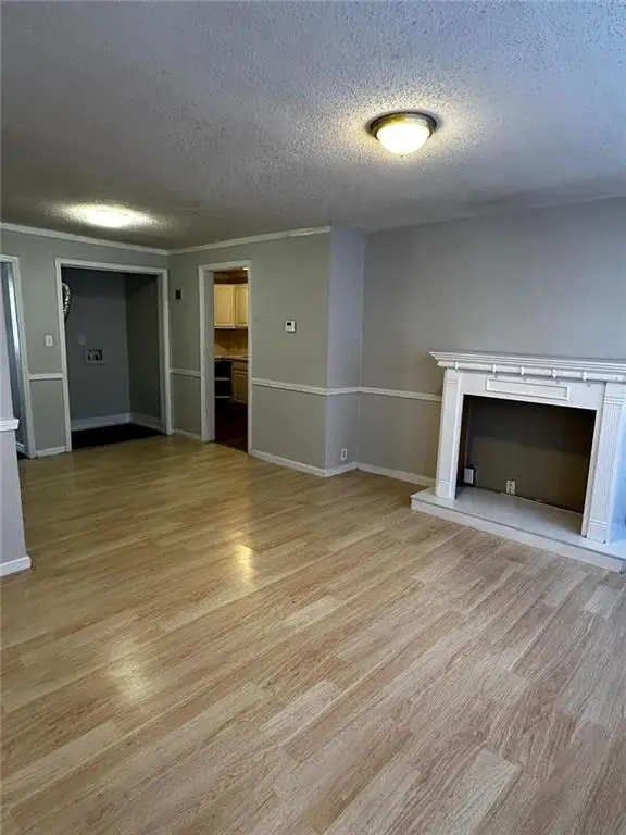 1177 E 65th Street, Kansas City, MO 64131 - #3