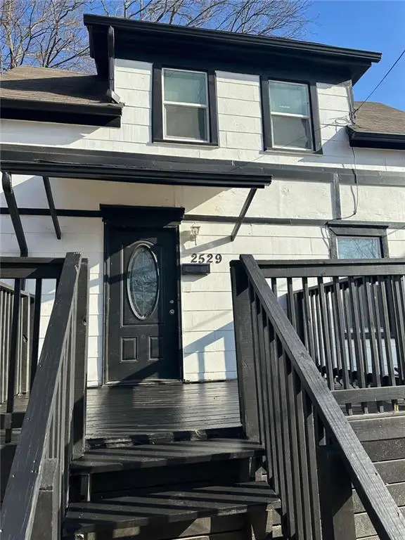 2529 Poplar Avenue, Kansas City, MO 64127 - #2