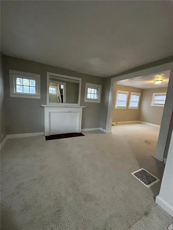 4208 Wabash Avenue, Kansas City, MO 64130 - #2