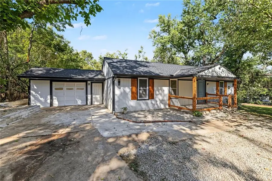 5540 Lafayette Avenue, Kansas City, KS 66104 - #2