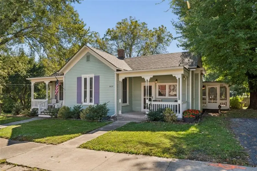 1619 State Street, Lexington, MO 64067 - #2
