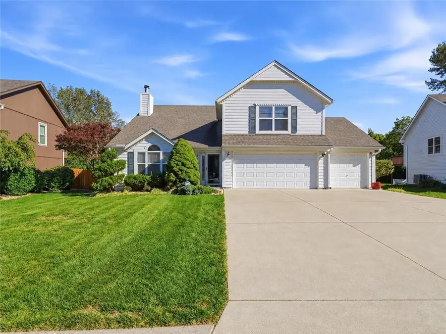 337 NE Dreamweaver Avenue, Lees Summit, MO 64086 - #2