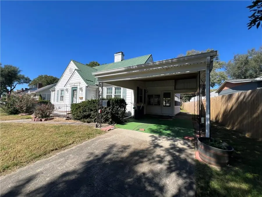 414 E Lexington Street, Richmond, MO 64085 - #3