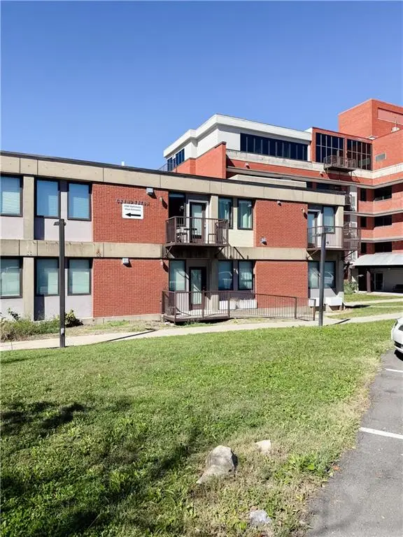 2980 Baltimore Avenue #2304, Kansas City, MO 64108 - #1