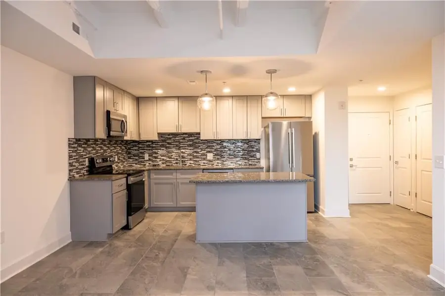 2980 Baltimore Avenue #2304, Kansas City, MO 64108 - #3