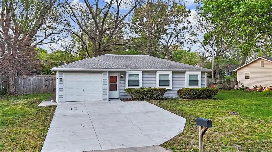 3804 Shadybrook Lane, Lawrence, KS 66047 - #3
