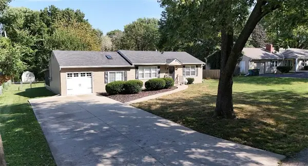 6419 Bluejacket Street, Shawnee, KS 66203