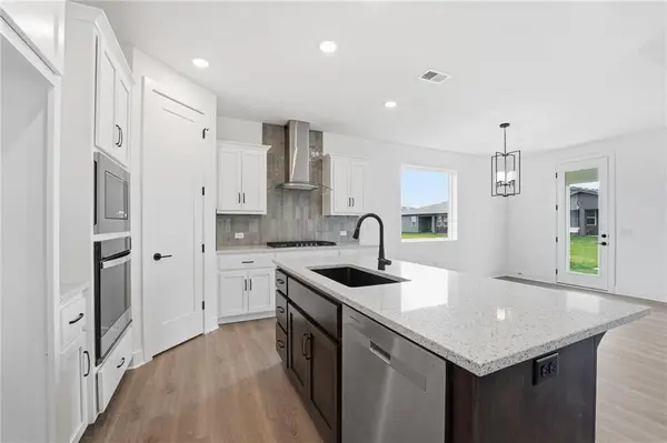 17698 Jubilee Street, Gardner, KS 66030