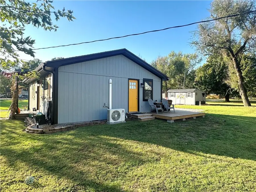 107 E 7th Street, Urich, MO 64788 - #3