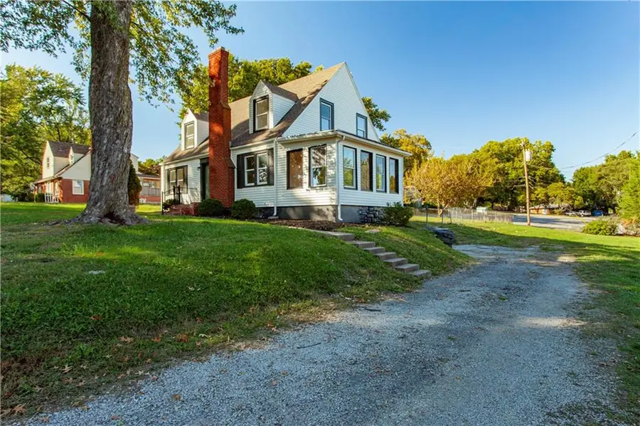 222 NE 43rd Street, Kansas City, MO 64116 - #3