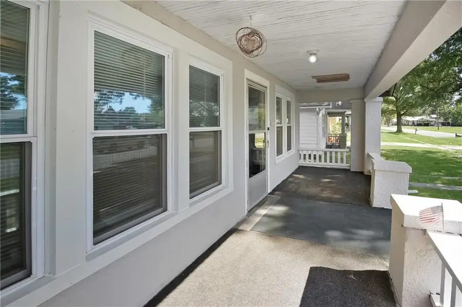 3115 Stevens Avenue, Parsons, KS 67357 - #2