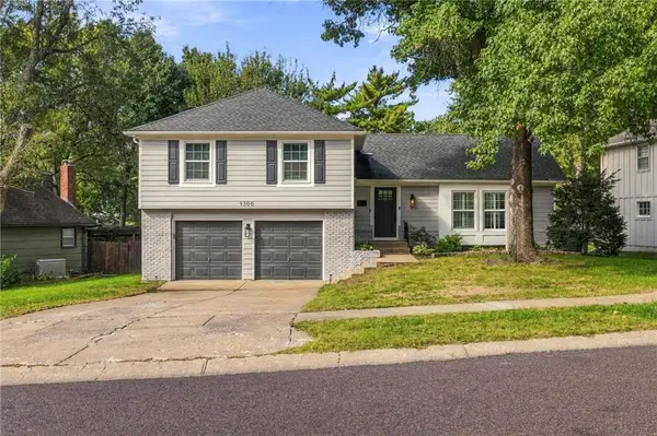 9300 Beverly Drive, Overland Park, KS 66207