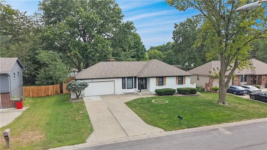 211 Se Noeleen Lane, Lees Summit, MO 64063 - #2