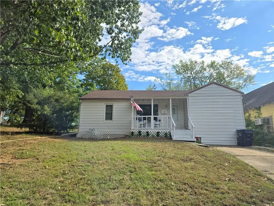 724 S 4th Street, Independence, KS 67301 - #2