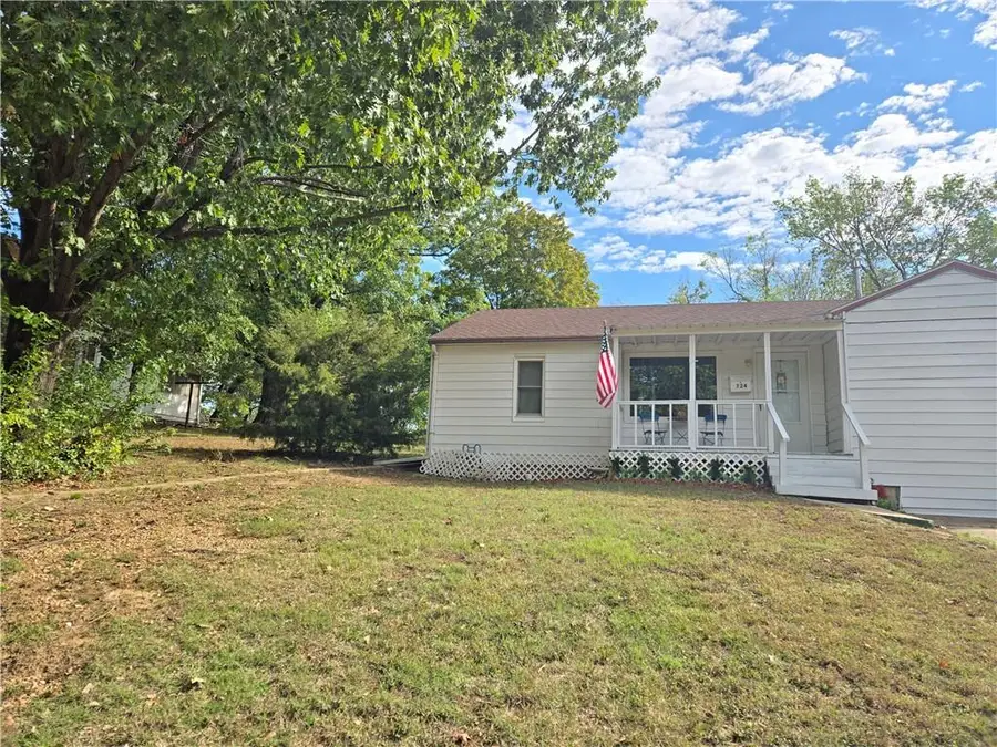 724 S 4th Street, Independence, KS 67301 - #3