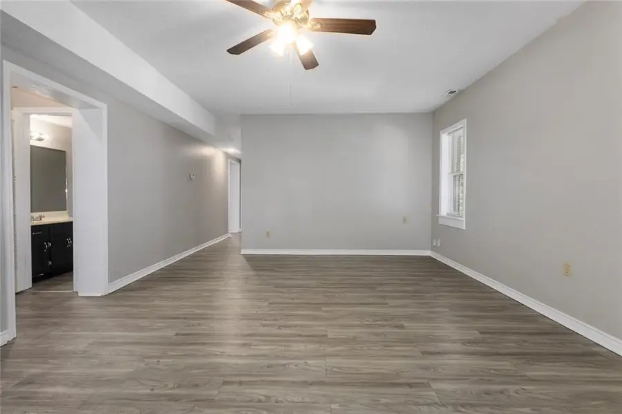 1212 Kingman Street, Leavenworth, KS 66048 - #3