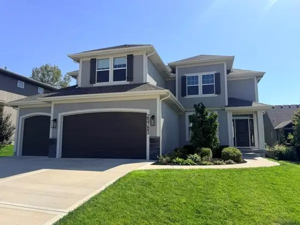 23783 W 125th Terrace, Olathe, KS 66061