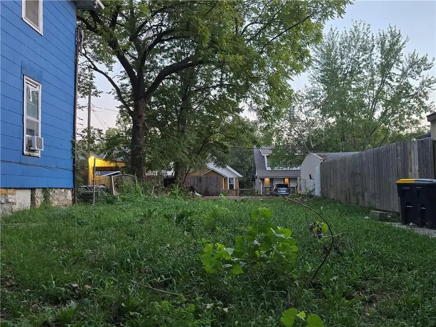 3909 Morrell Avenue, Kansas City, MO 64123 - #2