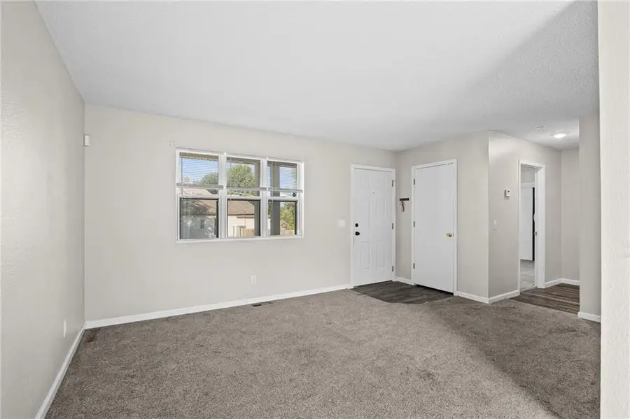 1715 Borden Avenue, Saint Joseph, MO 64507 - #3