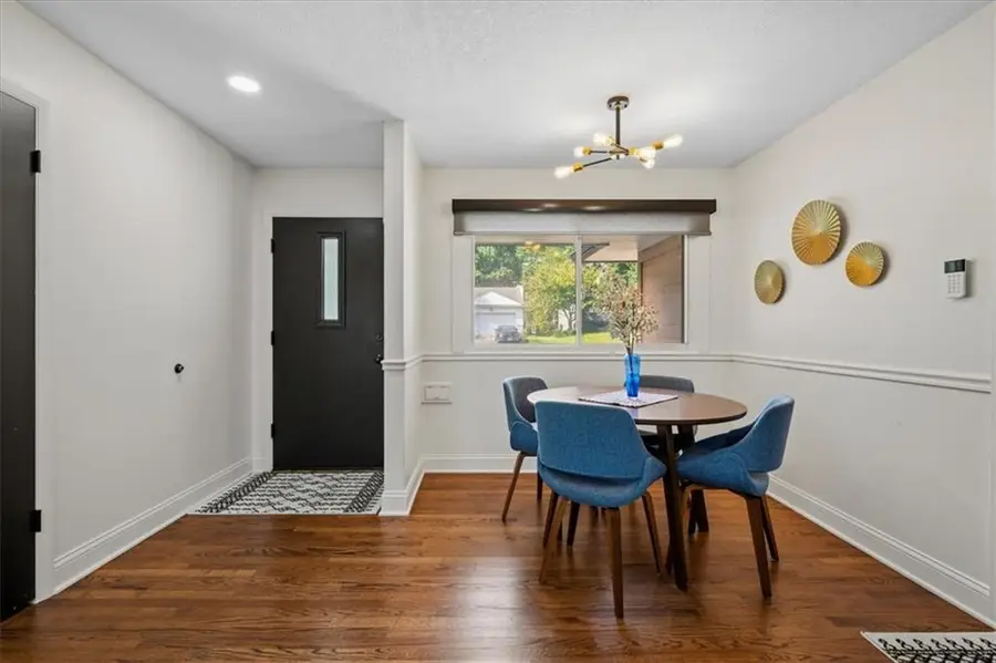 8601 Belleview Avenue, Kansas City, MO 64114 - #2