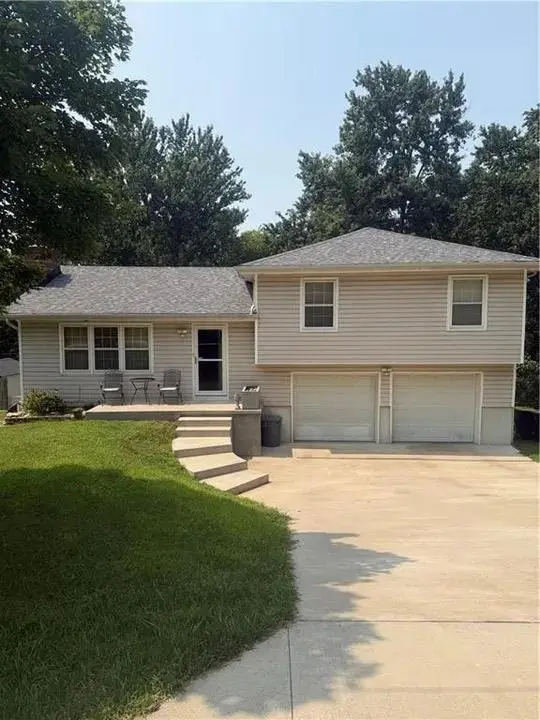 8024 NW Cadwallader Street, Kansas City, MO 64152 - #1