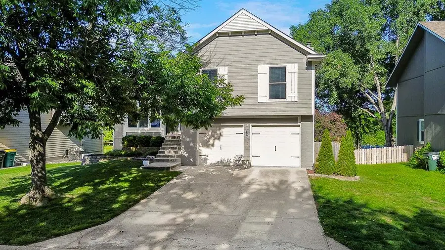 4732 Chouteau Street, Shawnee, KS 66226 - #3