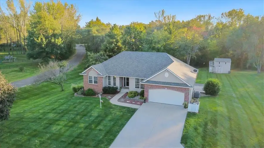 8 Mackenzie Drive, Saint Joseph, MO 64503 - #2