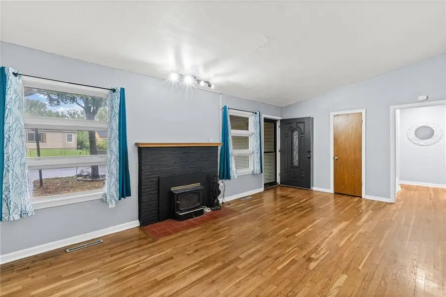 1020 Anderson Street, Warrensburg, MO 64093 - #3