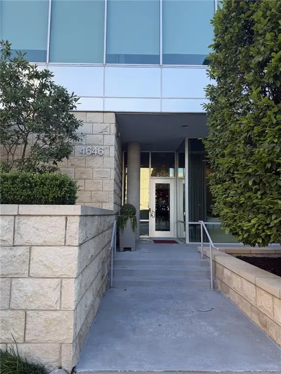 4646 Broadway Street #11S, Kansas City, MO 64112 - #1