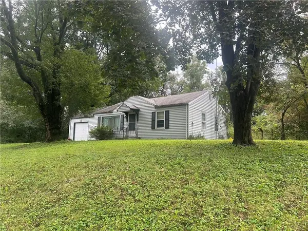6601 Farrow Avenue, Kansas City, KS 66104