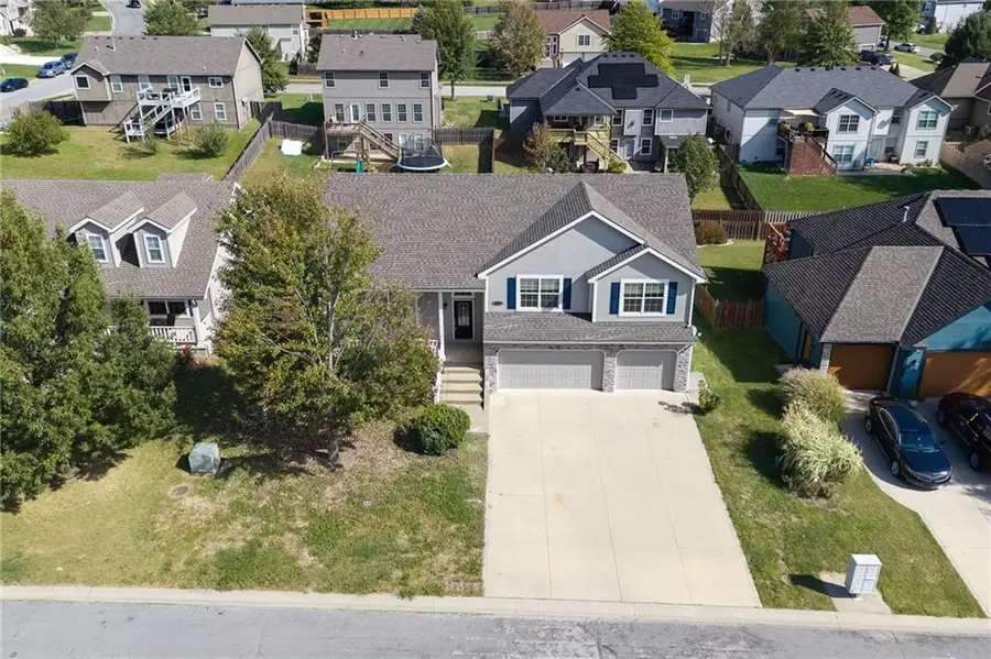 2322 Gettysburg Drive, Leavenworth, KS 66048 - #2