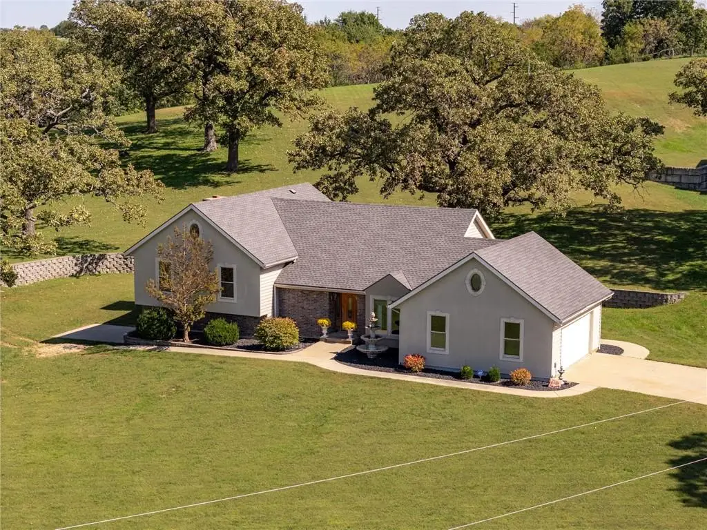 9027 Us 59 Highway, Atchison, KS 66002 - #1