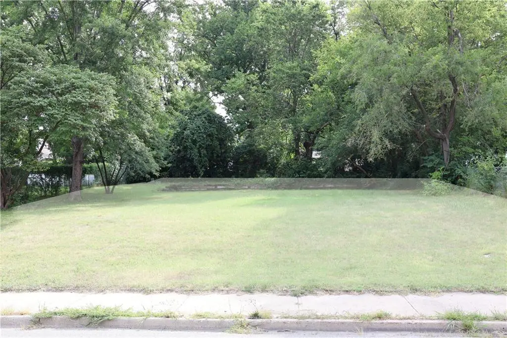 3111 S Sterling Avenue, Independence, MO 64052 - #1