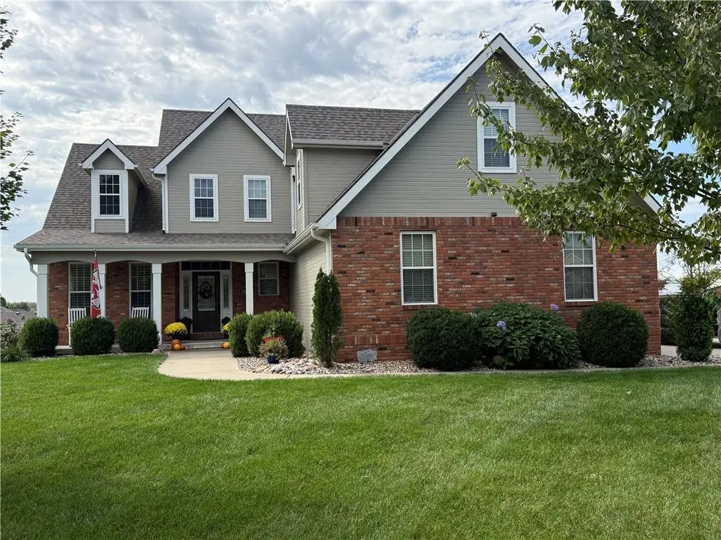 4816 S Lakewood Drive, Saint Joseph, MO 64506 - #1