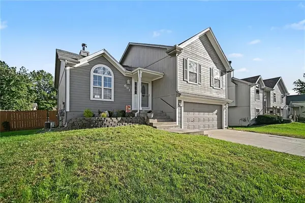 601 N Winwood Street, Gardner, KS 66030