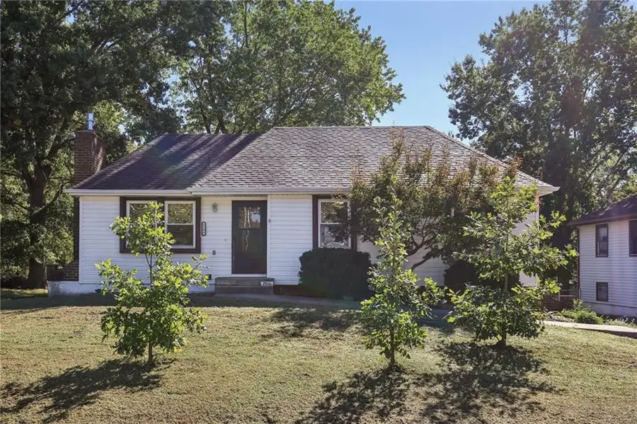 2106 Antioch Street, Clinton, MO 64735 - #2