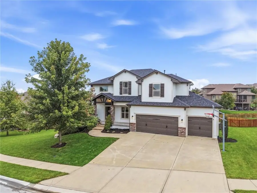 1115 Metfield Lane, Raymore, MO 64083 - #3
