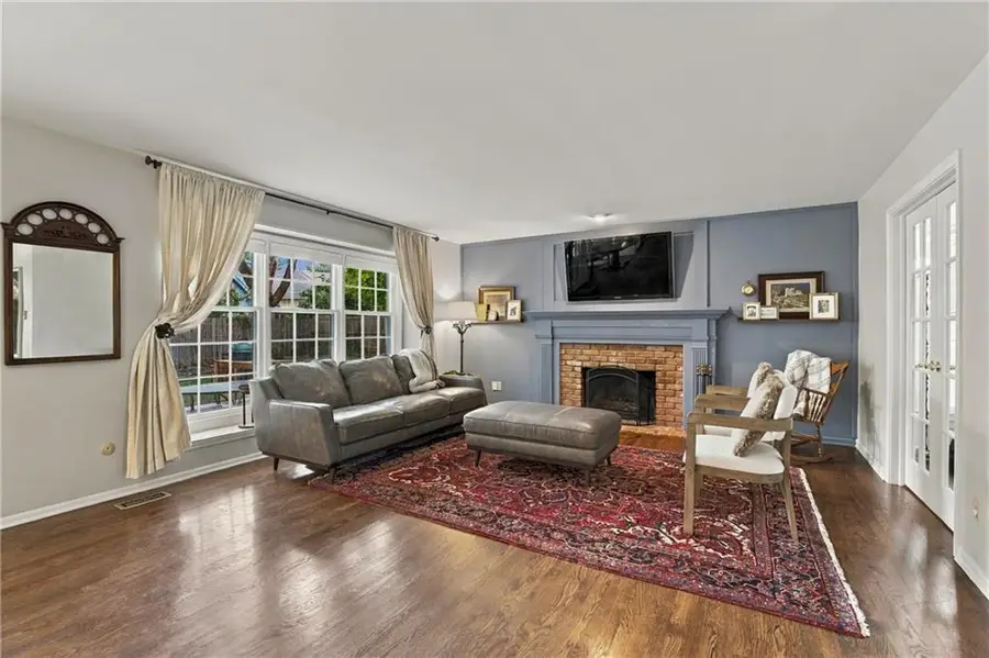 9320 W 113th Street, Overland Park, KS 66210 - #3